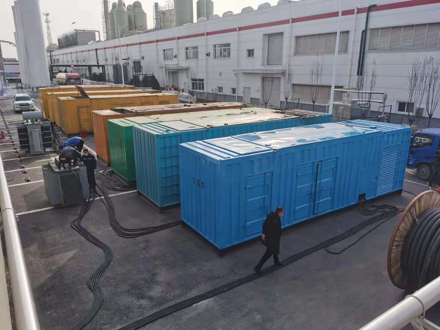 大足发电机出租-两相发电机与三相发电机有何区别?